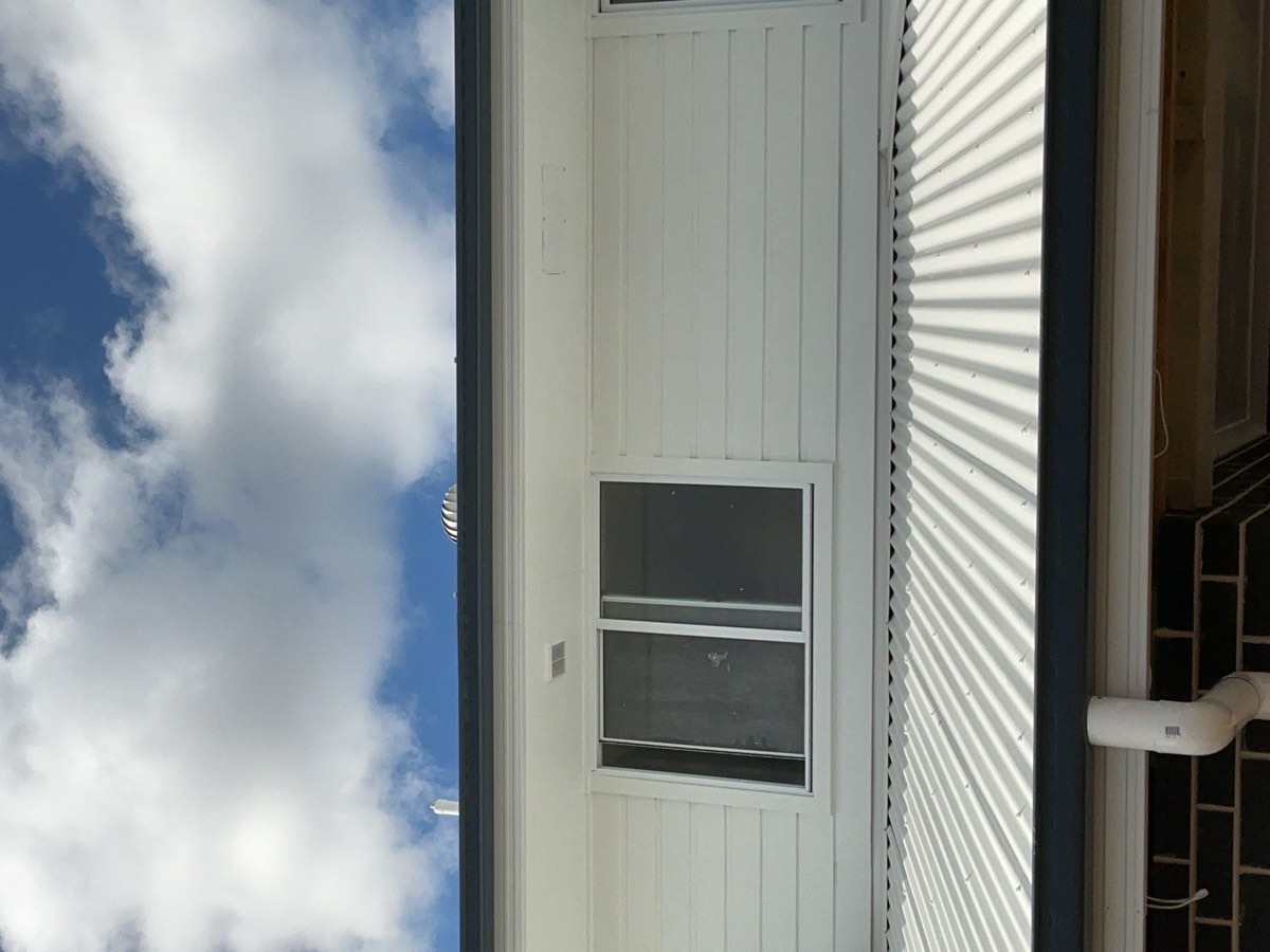 Gutter brackets not clipped, Oran Park